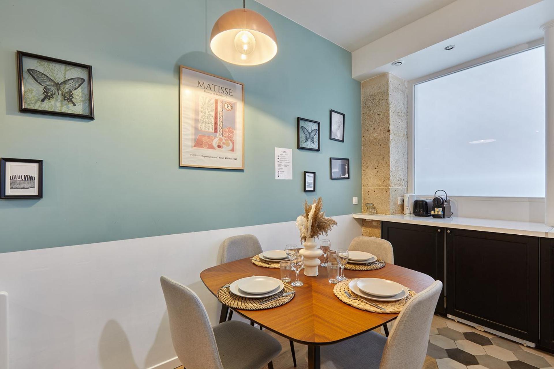 Tour Eiffel Champs De Mars Appartement Paris